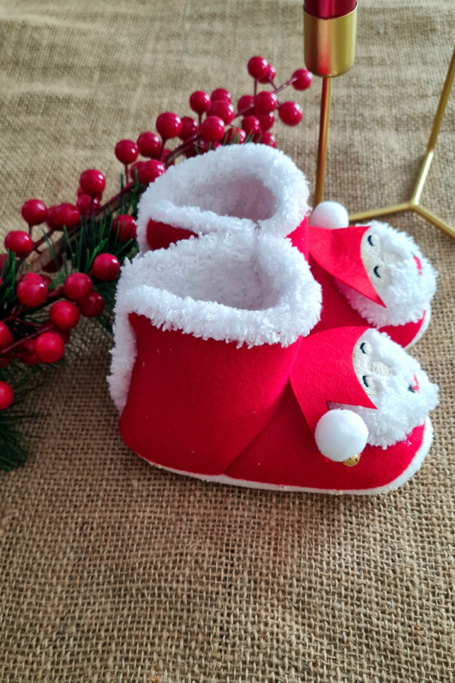 Bebek Çıngıraklı Panduf Yılbaşı Noel Botu Yeni Yıl Hediyesi Kırmızı Bebek Patiği