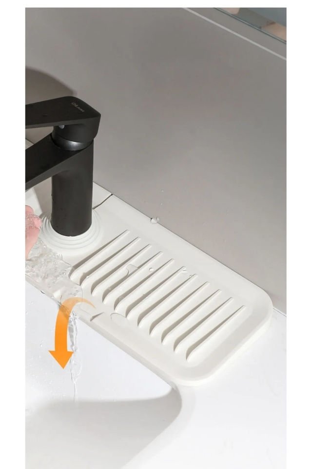 Elastik Musluk Matı Su Tutucu Düzenleyici Kaydırmaz Taban Organizer Mutfak Banyo Lavabo 38x14,5x2 Cm