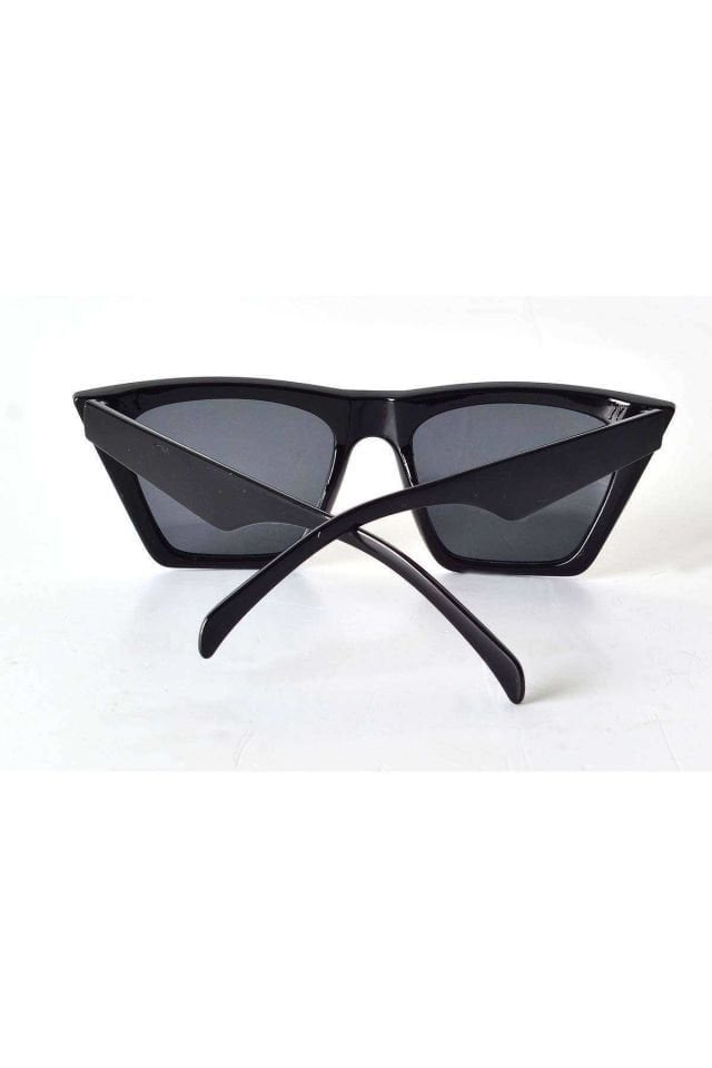 Mat Siyah Çerçeveli Unisex Güneş Gözlüğü